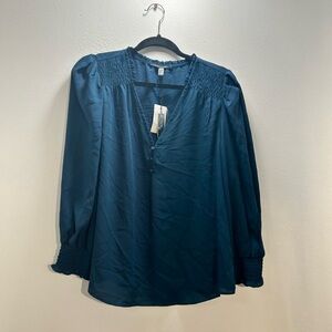 Nordstrom NWT women’s blouse oversized XS PTP 22 in
